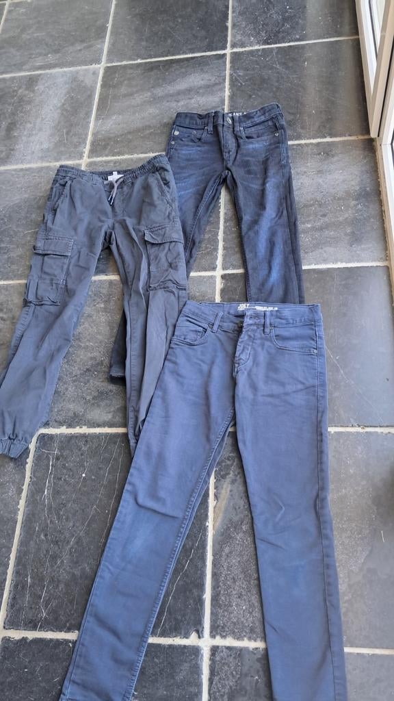 3 donkere broeken - 146, Kinderen en Baby's, Kinderkleding | Maat 146, Broek, Ophalen of Verzenden, Zo goed als nieuw, Garcia