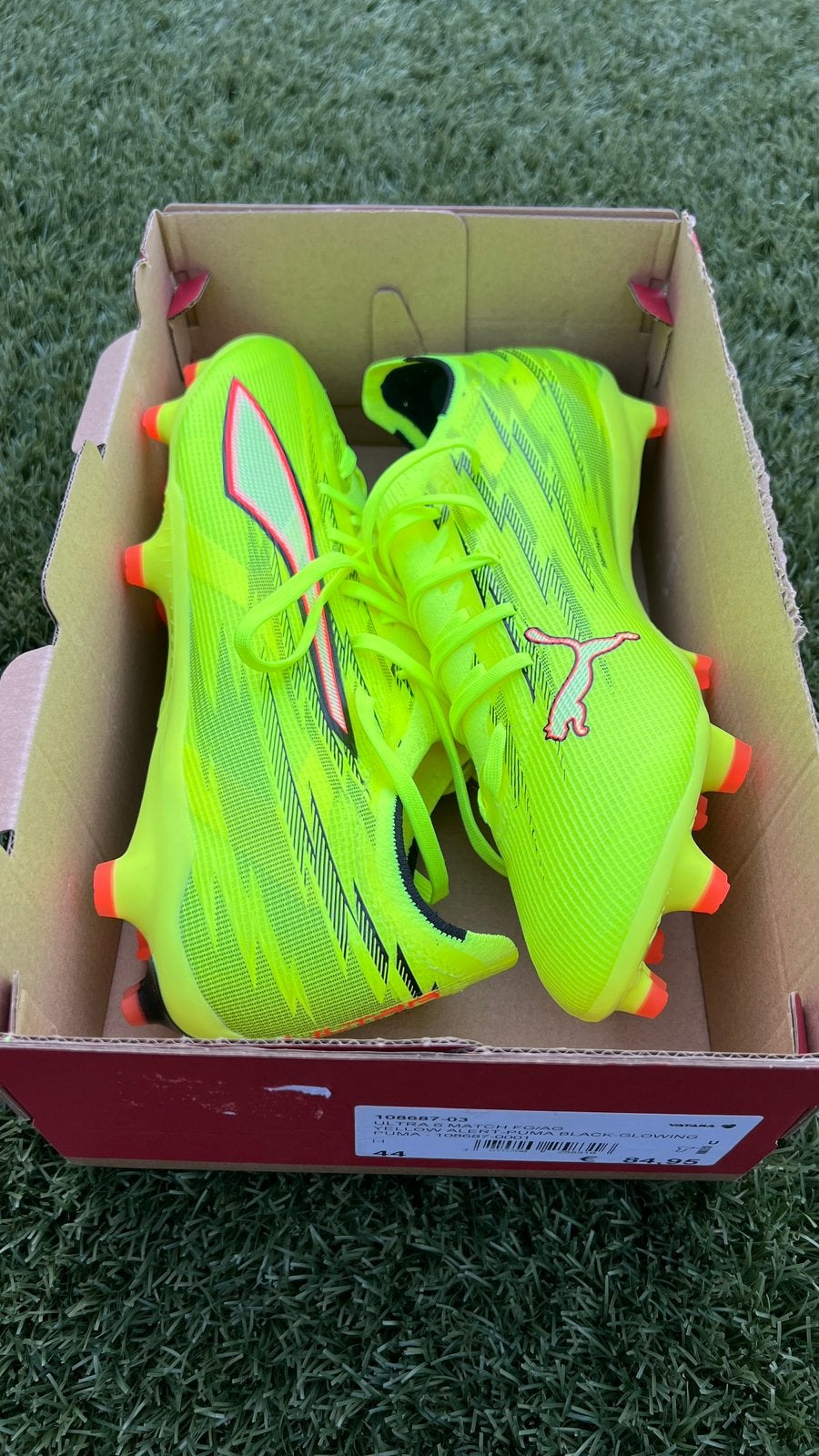Puma Ultra 6 voetbalschoenen, Ophalen of Verzenden, Zo goed als nieuw, Schoenen