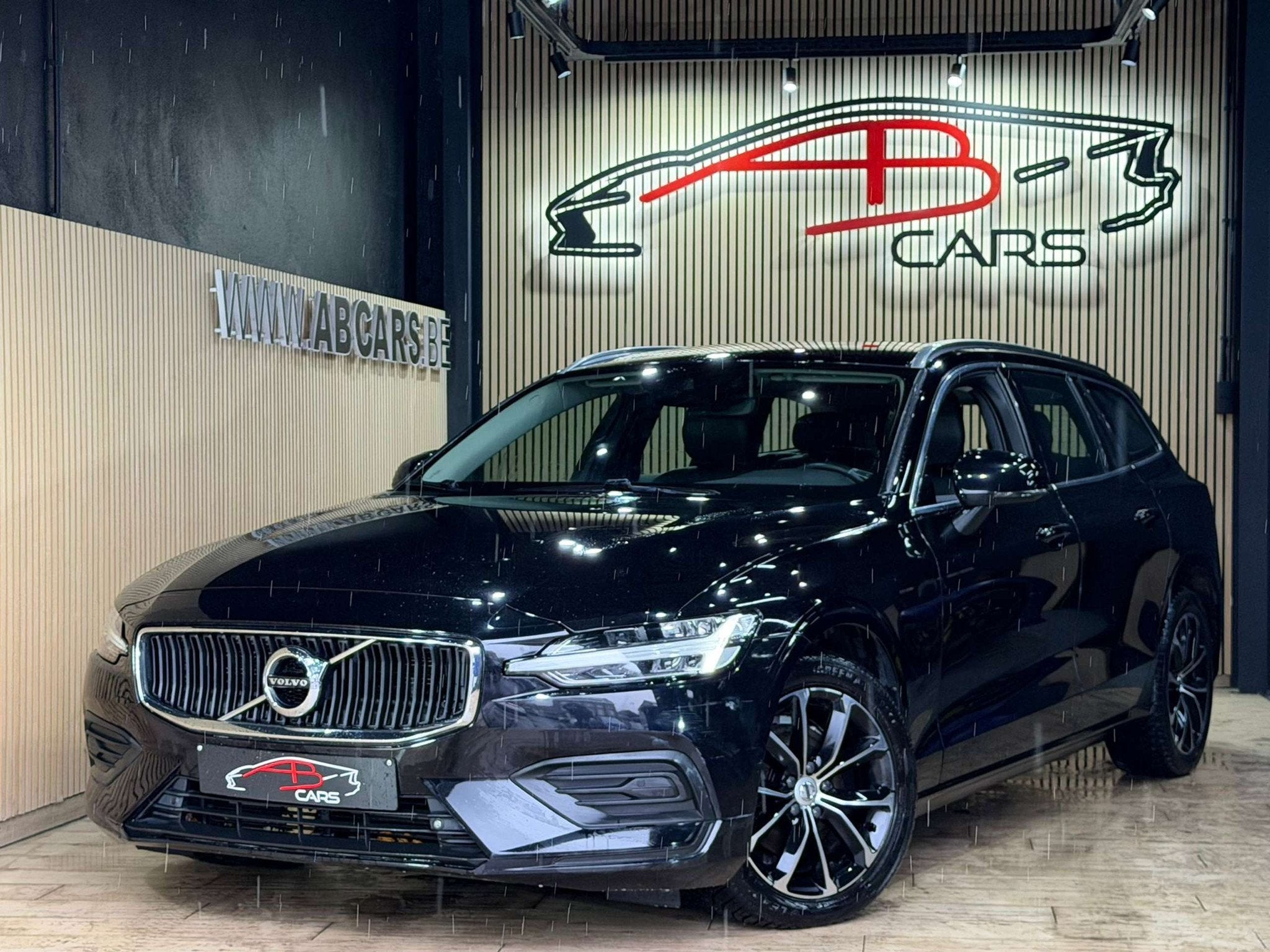 Volvo V60 2.0 * BOITE AUTO * GARANTIE 12 MOIS *, Autos, Volvo, Cuir, Achat, Entreprise, Anti démarrage