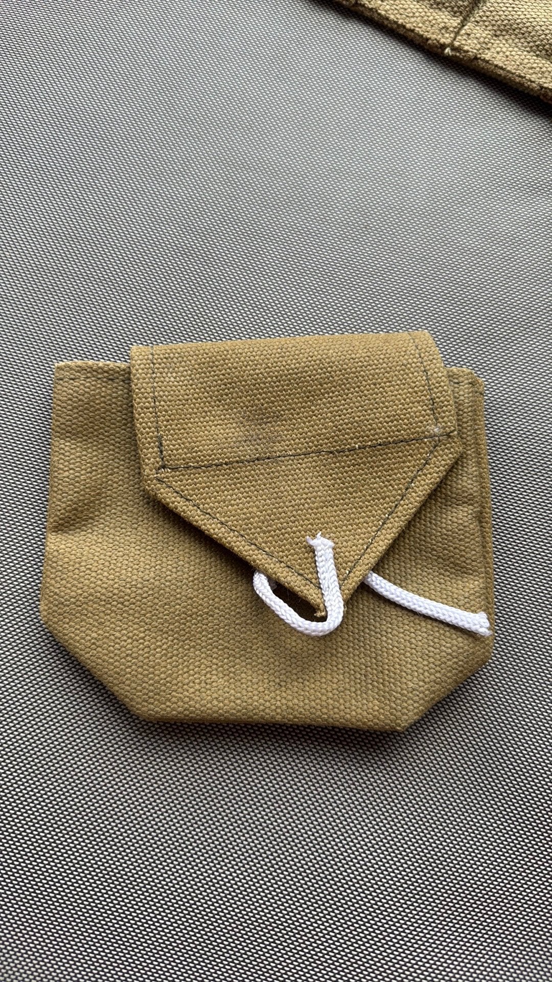 WW2 us airborne rigger pouch (repro), Collections, Enlèvement ou Envoi