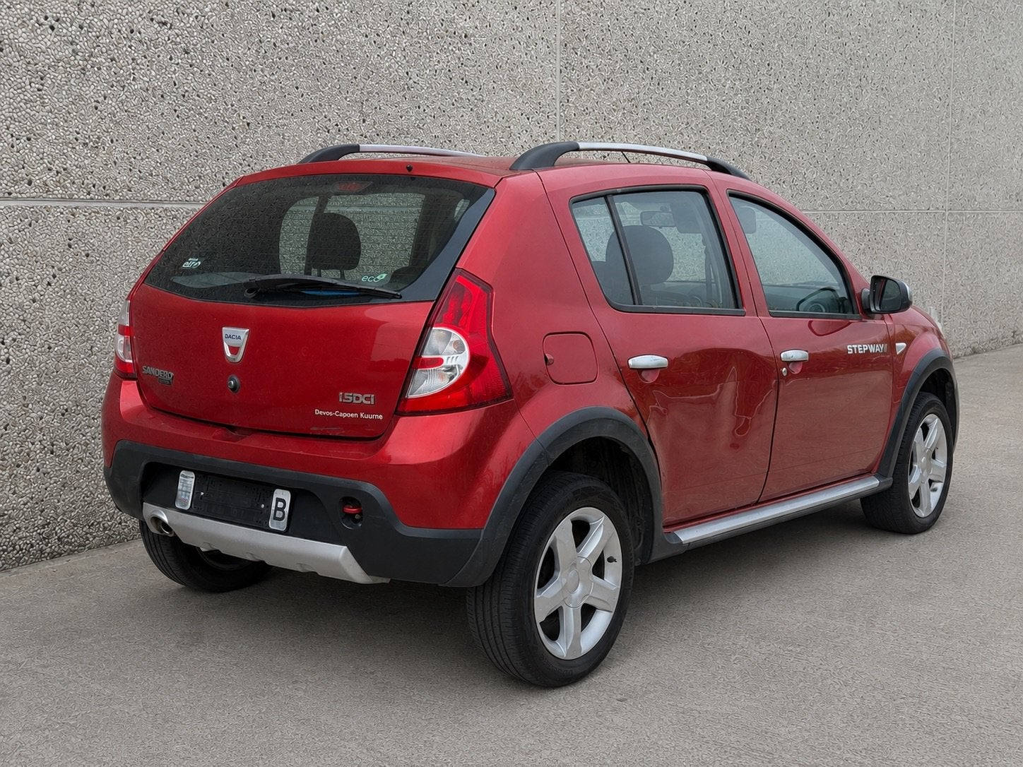 Dacia Duster 1.5dci - Airco - Cd/Radio - 1 ste eigenaar, Autos, Dacia, Achat, Entreprise, Boîte manuelle, Diesel