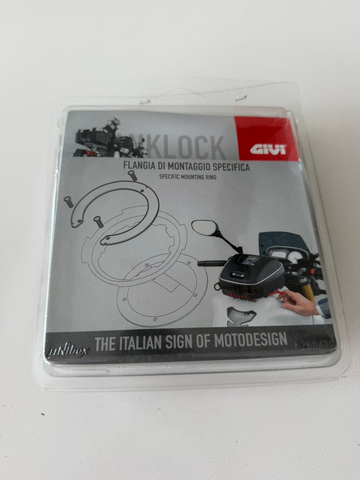 Bride de fixation Givi Tanklock BF11, Motos, Enlèvement, Utilisé