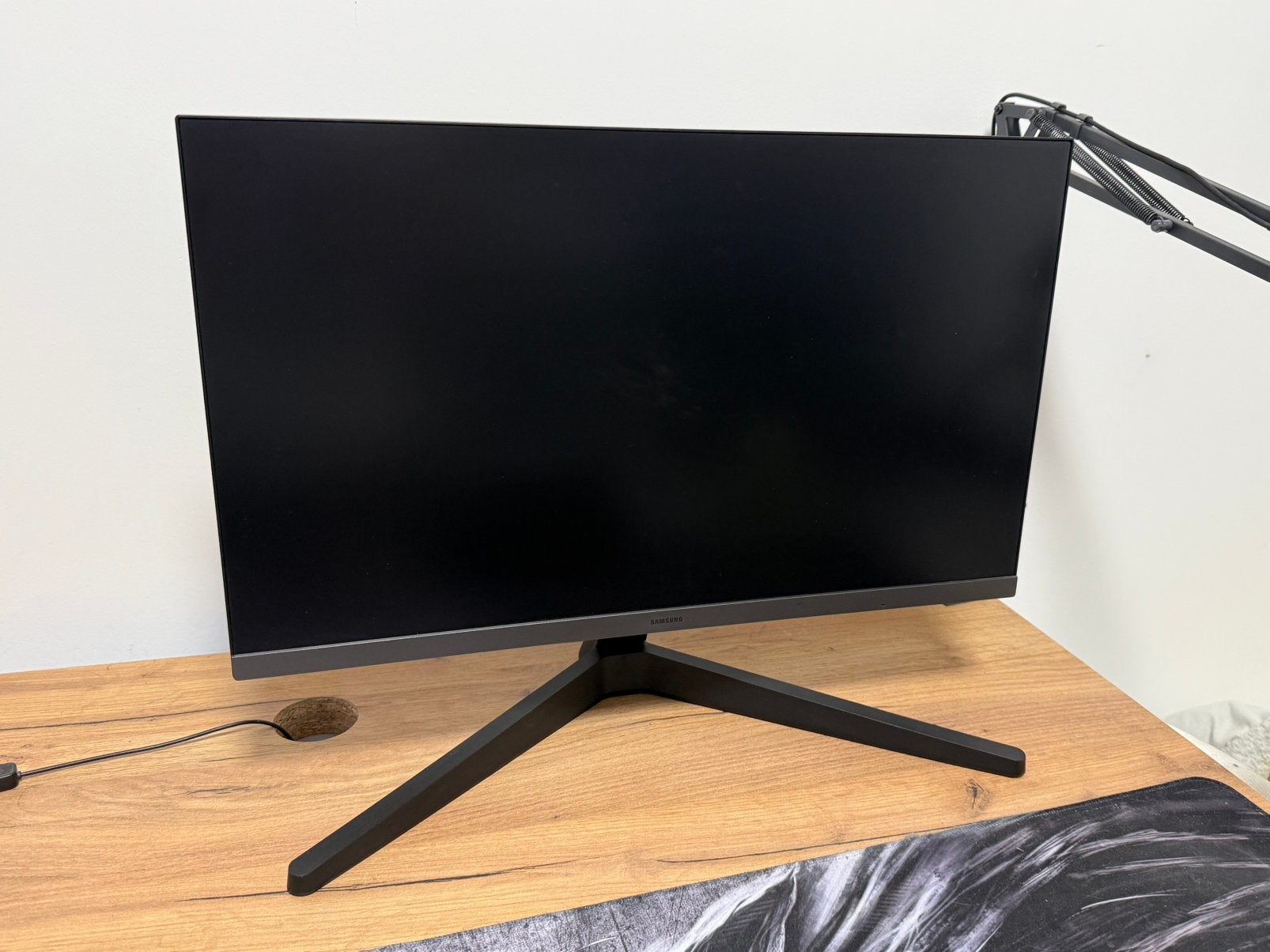 Monitor - Samsung 24inch 100hz, Kantelbaar, Full HD, Zo goed als nieuw, DisplayPort