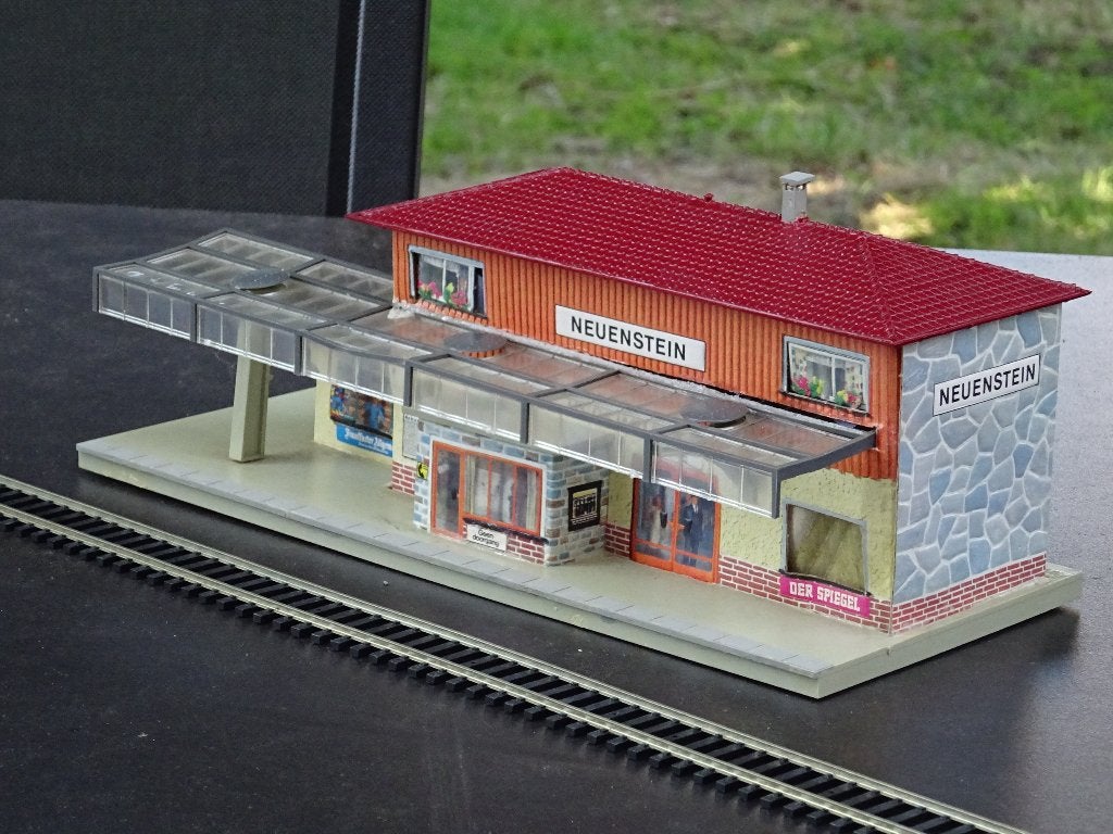 Gare avec auvent attenant - HO, Enlèvement ou Envoi, Utilisé, Pont, Tunnel ou Bâtiment