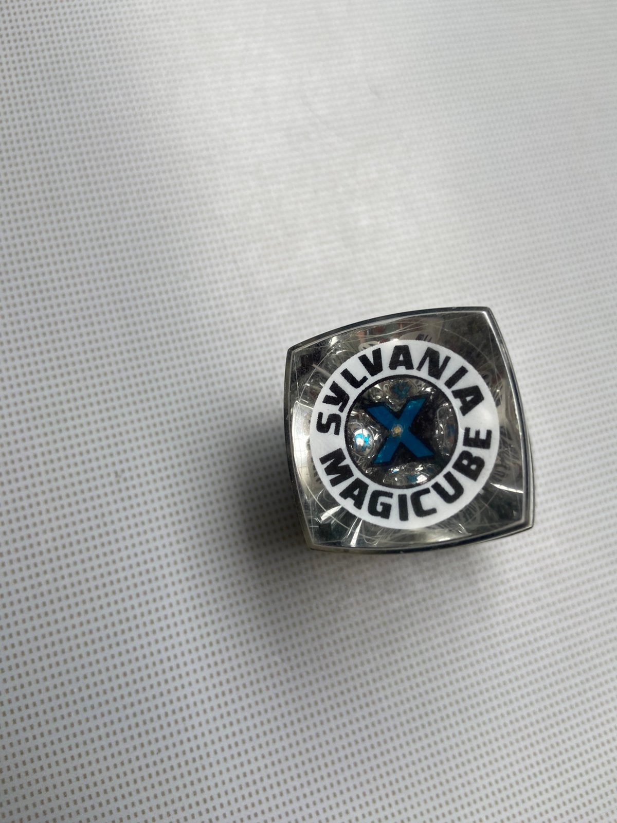 Sylvania magicube magnesiumlampje/flits, slechts 1 tje over, Ophalen of Verzenden, 1940 tot 1960, Flitser