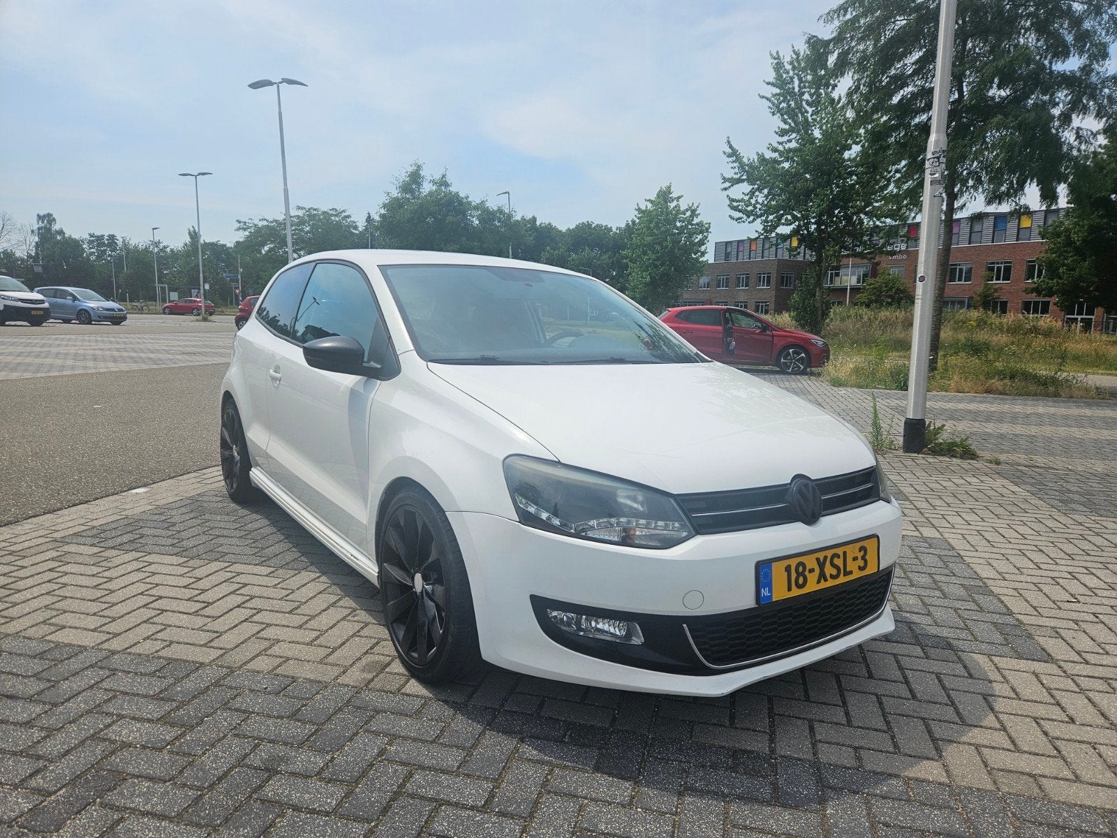 Volkswagen Polo 1.4 16V 63KW DSG 2010 Wit, Autos, Volkswagen, Achat, Carnet d'entretien, Noir, 2 portes