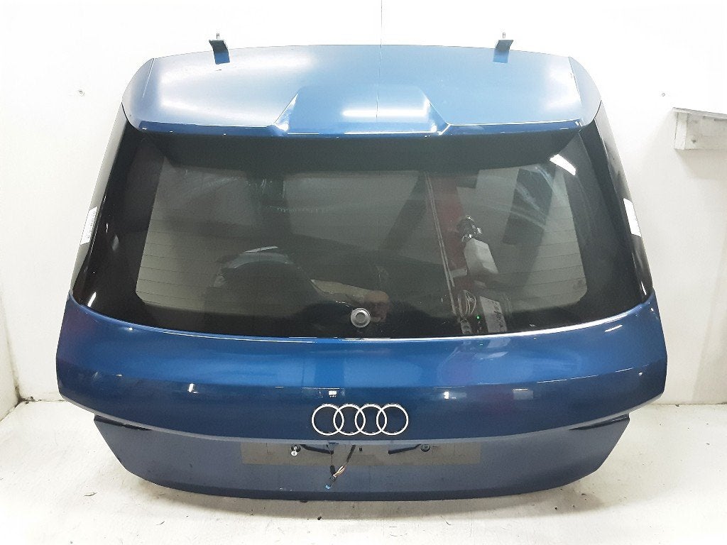 HAYON ARRIÈRE / MALLE Audi A3 Sportback (8YA) (01-2019/-), Auto-Union-Straße  1,
85057  Ingolstadt, DE, Info@audi.de, Haillon arrière