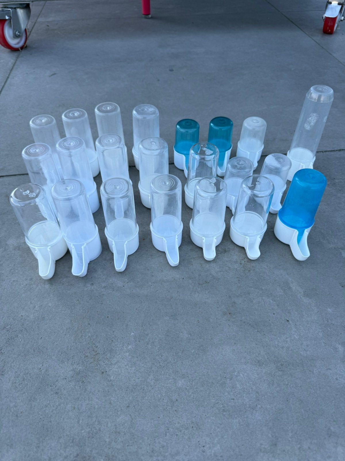 Lot van 22 drinkbekers 80ml - 50ml en 100ml voor exoten, Enlèvement, Comme neuf