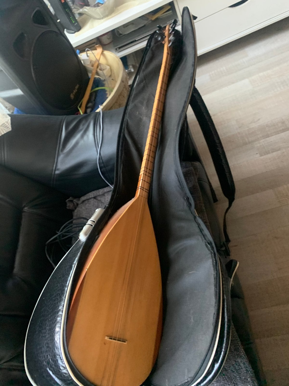 Saz uzun sap+ skytec luidspreker samen €300, Muziek en Instrumenten, Ophalen, Zo goed als nieuw