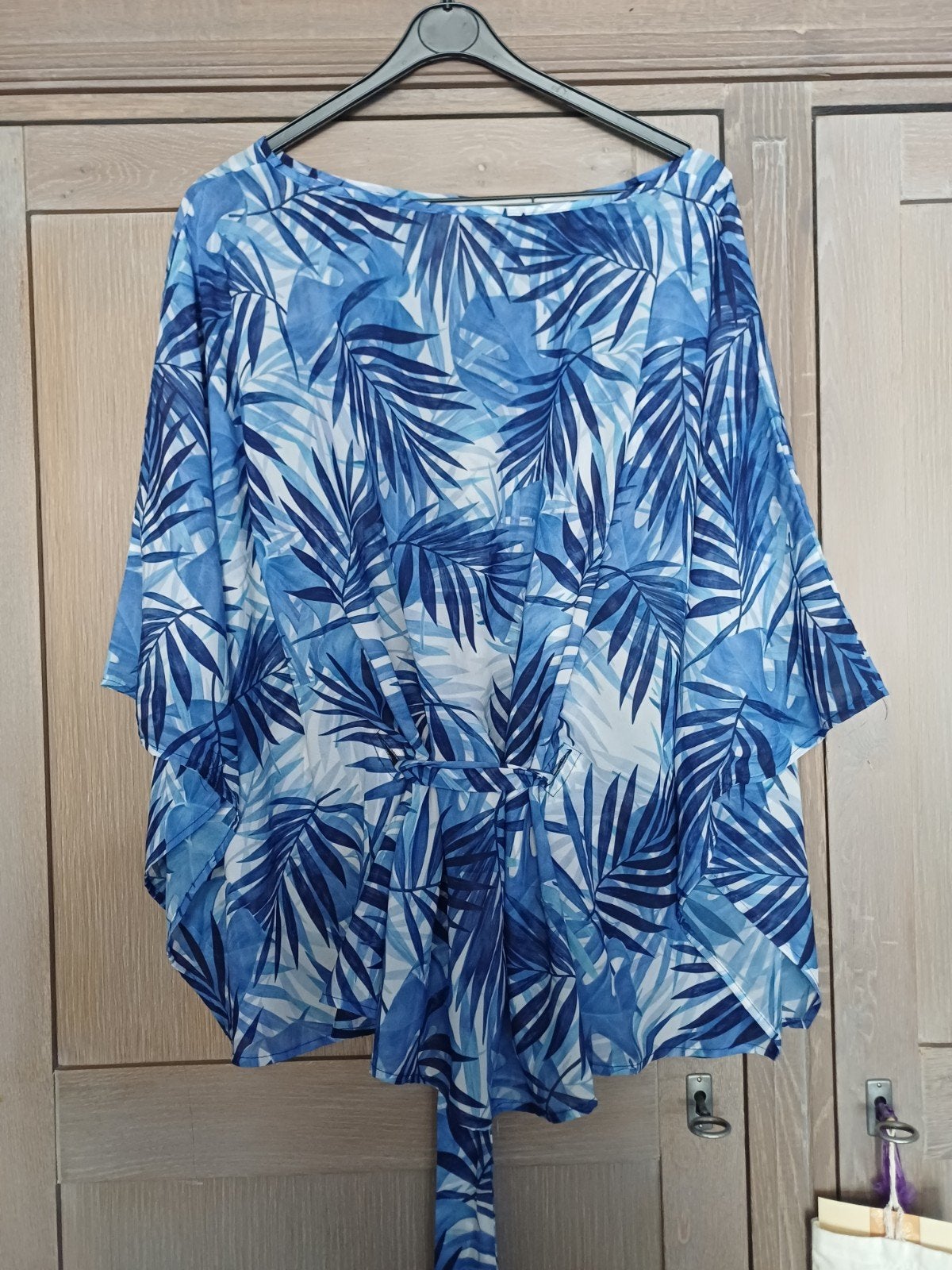 Nieuwe tuniek, Ophalen