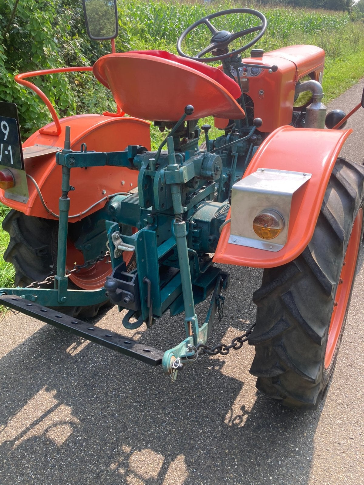 Tracteur Vendeuvre 15 ch assez rare, Enlèvement, Atelier, bâtiment ou Enclos