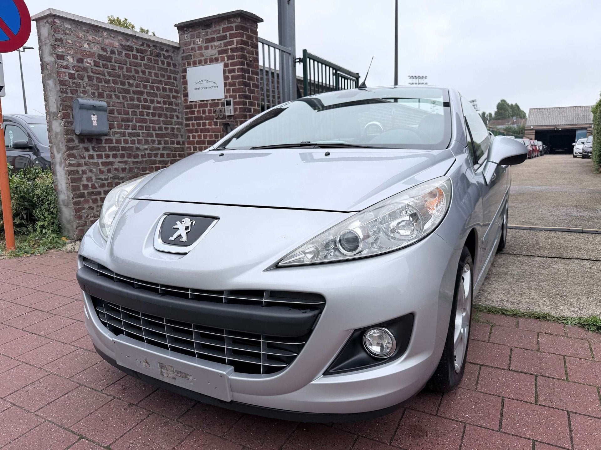 Peugeot 207 207 CC CABRIO | AIRCO | PARKEERSENSOREN | CRUISE, Autos, Achat, Entreprise, Cabriolet, Boîte manuelle