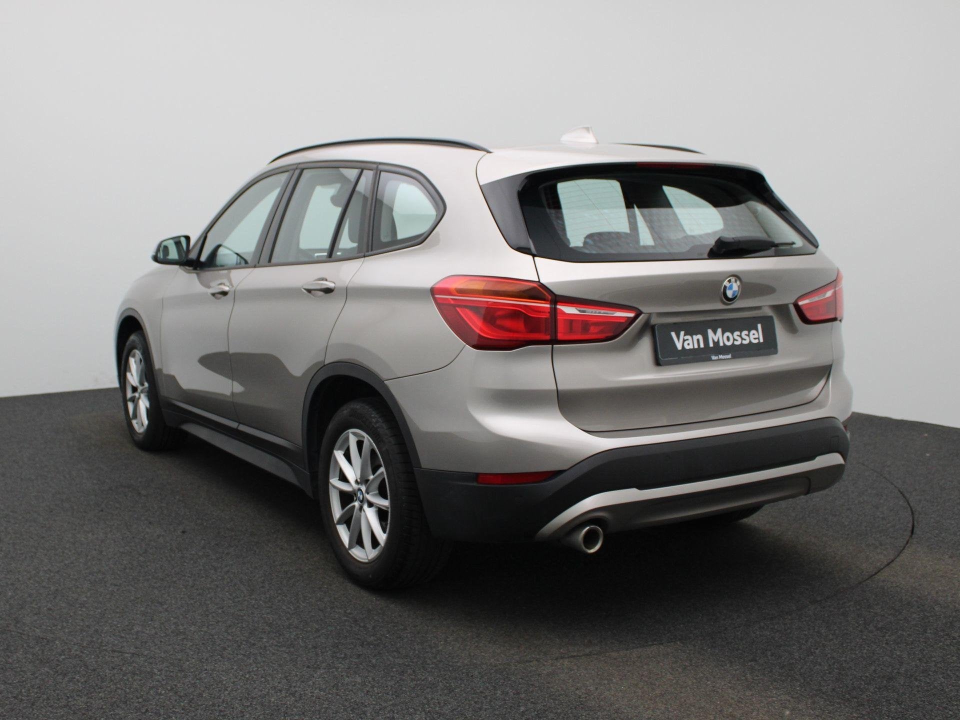 BMW X1 sDrive18i (100 kW), Autos, BMW, Achat, Entreprise, Boîte manuelle, https://public.car-pass.be/vhr/f3213e3c-8da1-4eec-abdd-4861af39c45a