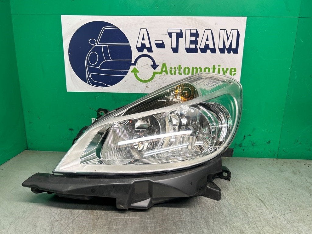 PHARE / OPTIQUE AVANT GAUCHE Renault Clio III (BR / CR), Renault, Valeo, Utilisé, 100, rue de Courcelles
75017  Paris, FR