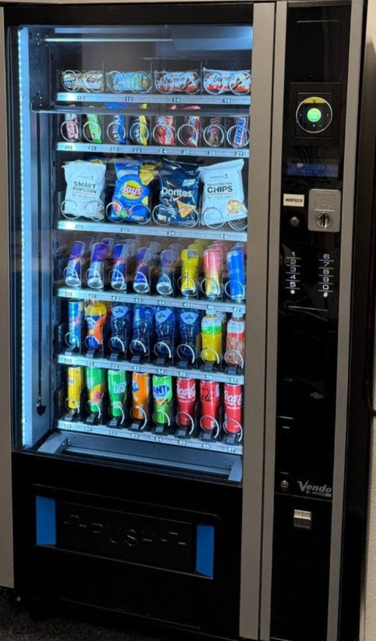 Vendo combi gekoeld met nayax pin module, Enlèvement