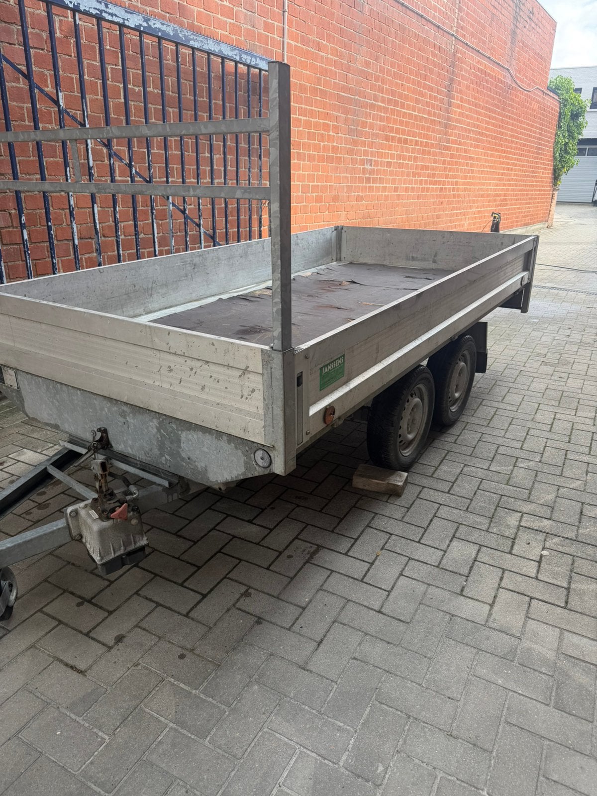 Handmatige kipper 750 kg, Ophalen, Zo goed als nieuw