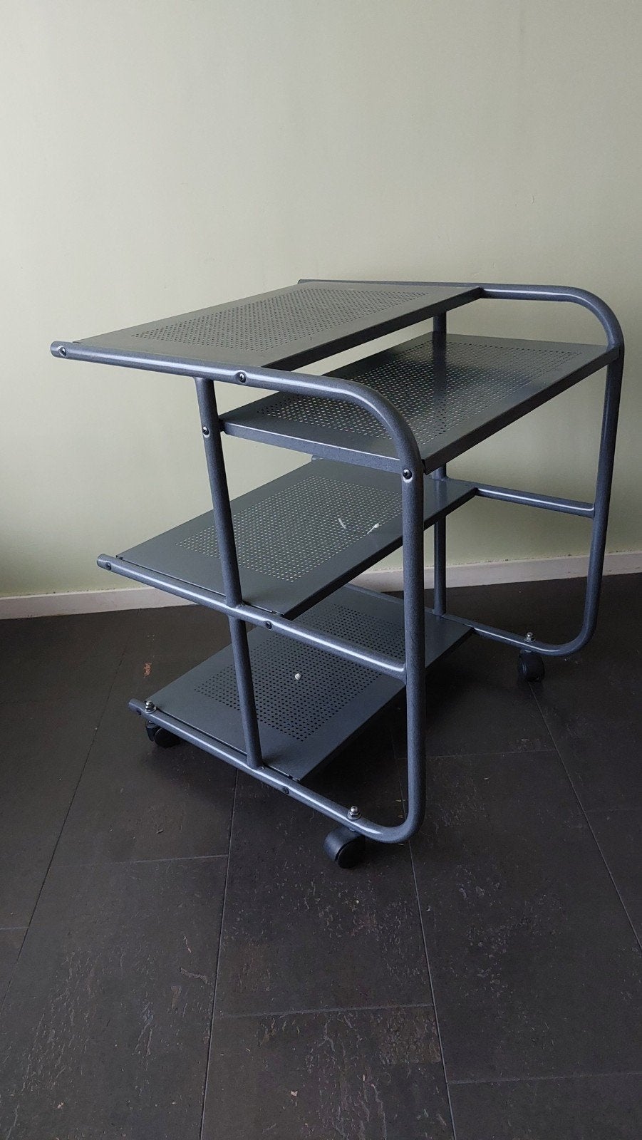 computertafel, Huis en Inrichting, Bureaus, Ophalen, Demontabel, Gebruikt, Metaal