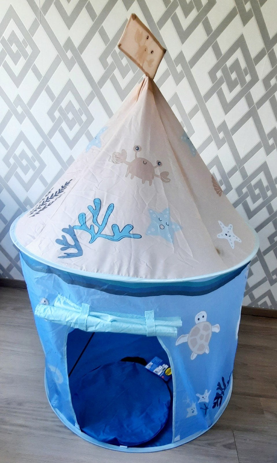 Speeltent onderwaterwereld, Ophalen