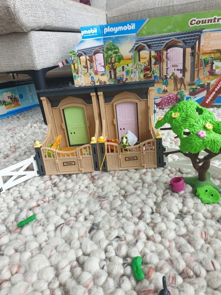 Playmobil Country 70995 rijlessen met paardenboxen, Kinderen en Baby's, Speelgoed | Playmobil, Gebruikt, Complete set, Overige typen