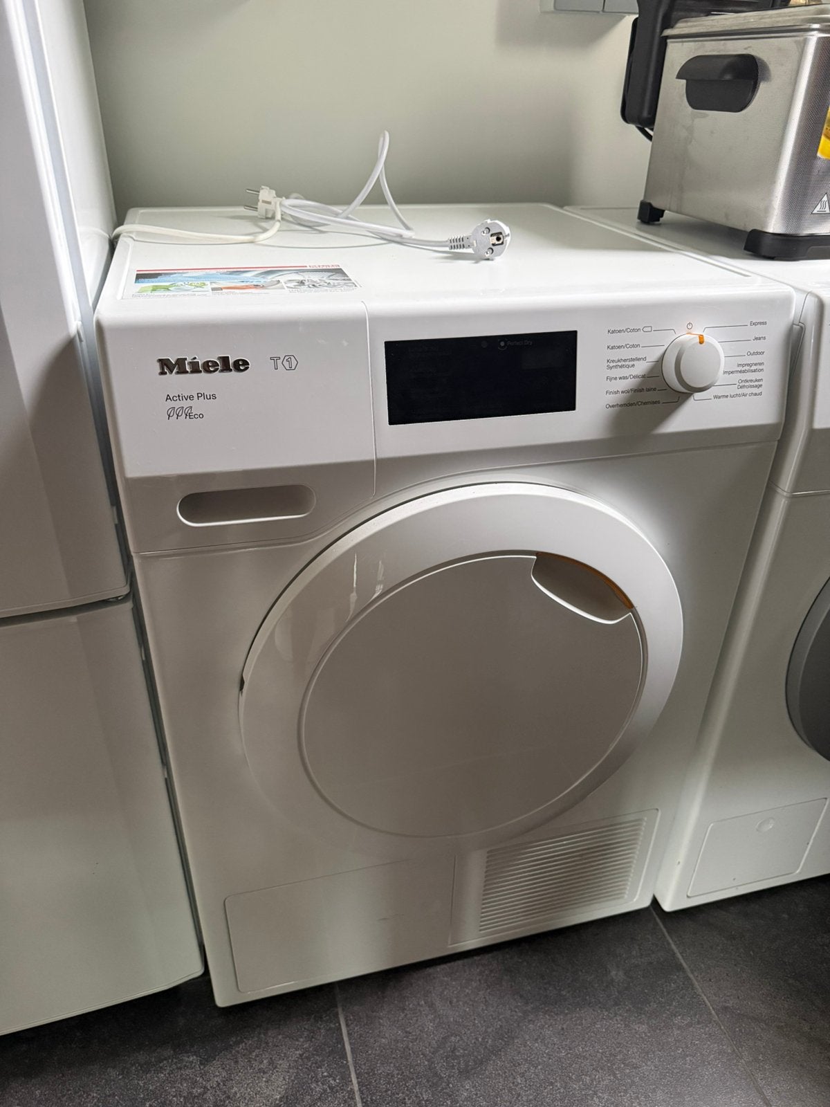 Miele, Elektronische apparatuur, Ophalen, Zo goed als nieuw