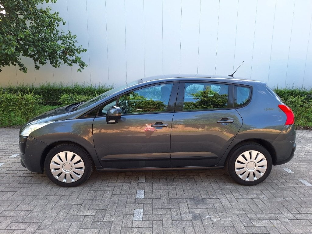 Peugeot 3008 1.6HDi | Airco, Autos, Argent ou Gris, Achat, Entreprise, https://public.car-pass.be/vhr/5b7af65f-3de5-4907-b468-5afb691df05c