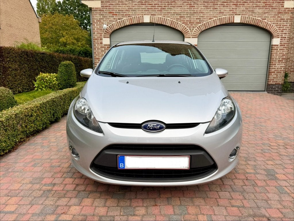 Ford Fiesta 1.25i 26.353km!! 5p AC Prête à immat, 1242 cm³, Achat, Boîte manuelle, Entretenue par le concessionnaire