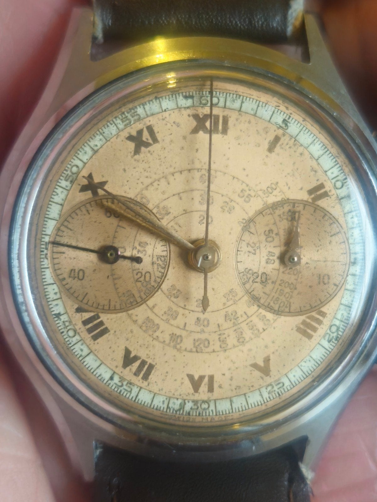 montre style chronographe suisse année 40, Antiquités & Art, Enlèvement ou Envoi