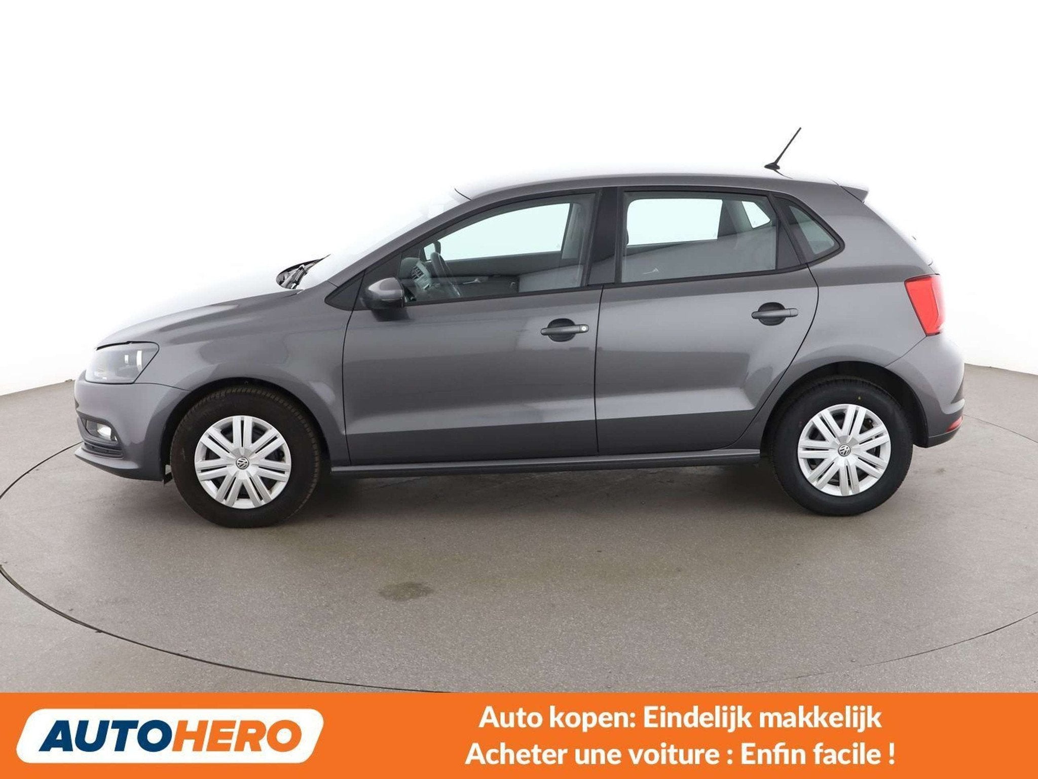 Volkswagen Polo 1.0 Trendline BlueMotion Tech (bj 2017), Auto's, Volkswagen, Voorwielaandrijving, Stof, 55 kW, Zilver of Grijs