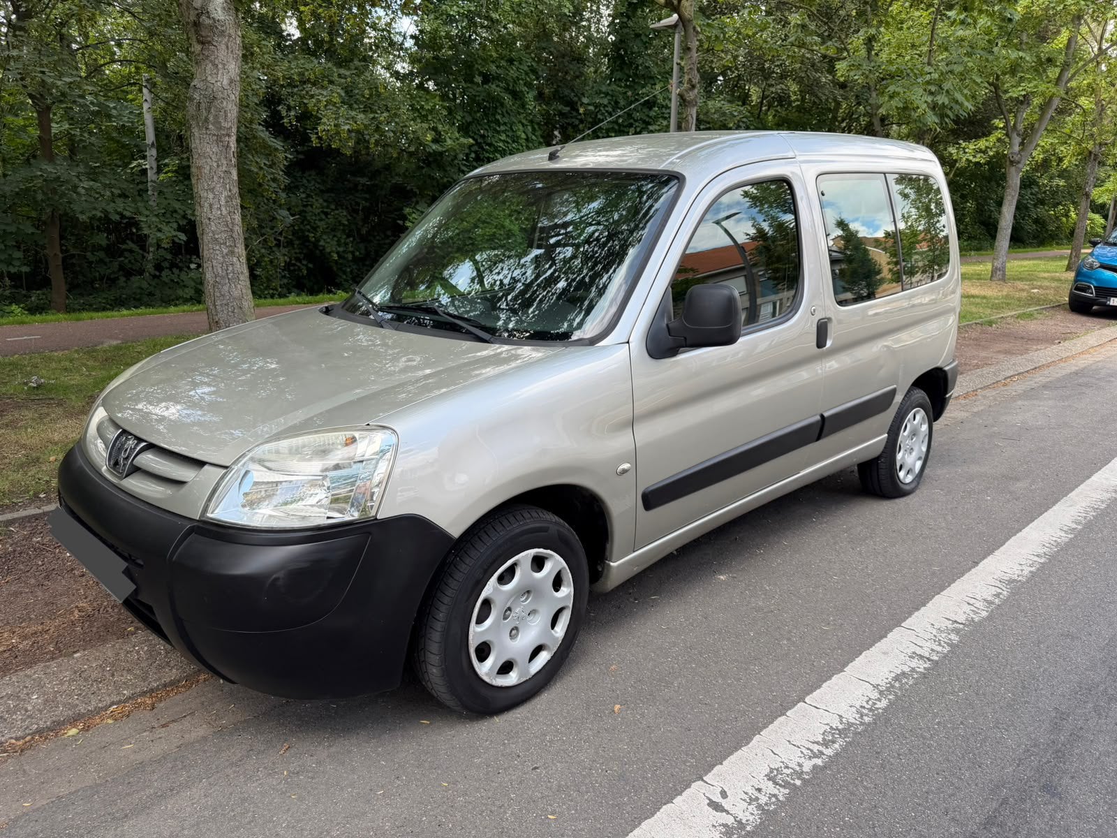 Peugeot Partner 1.4 Essence, Electronic Stability Program (ESP), Argent ou Gris, Achat, Boîte manuelle