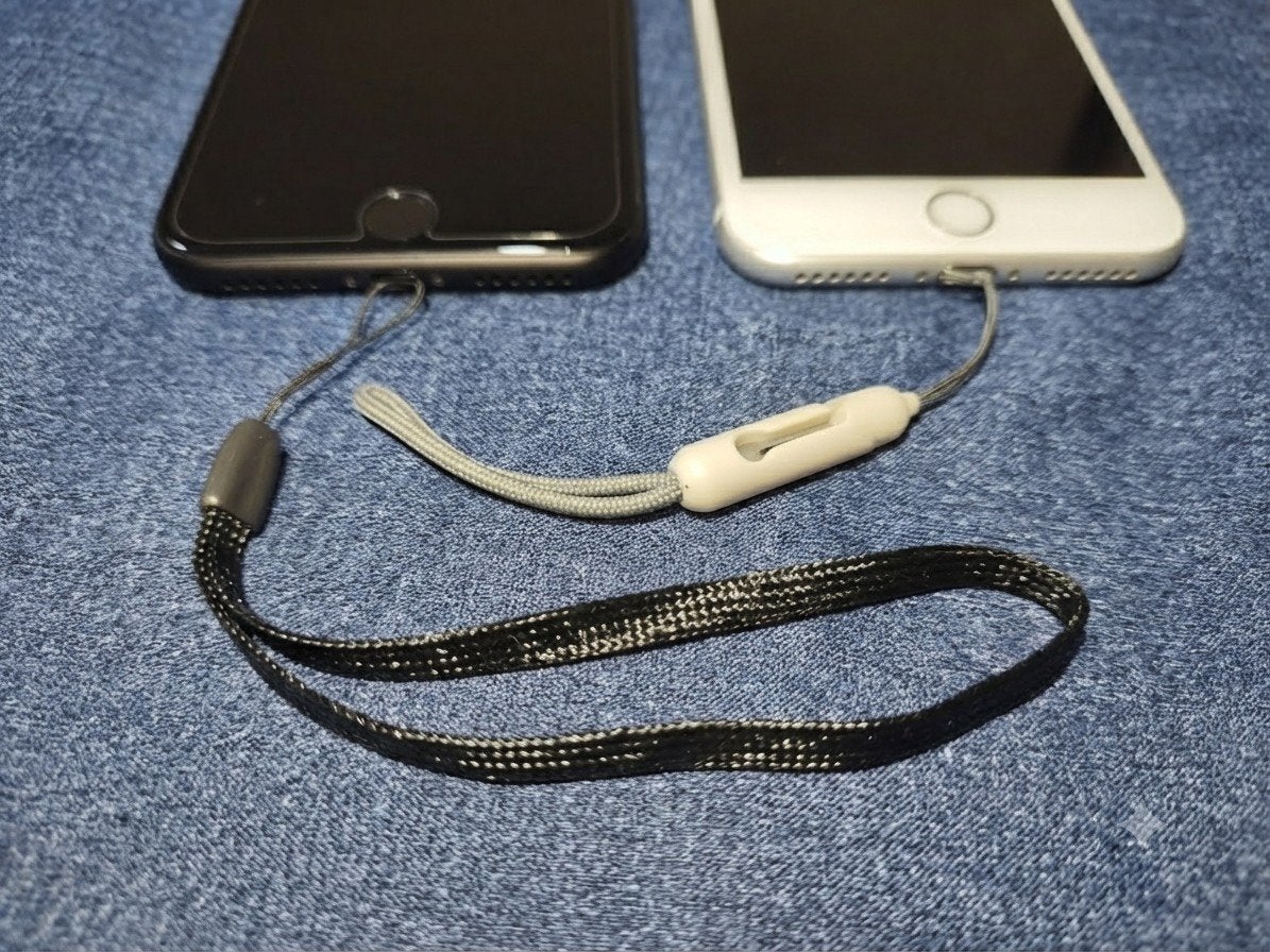 Lot de 2 bracelets universels pour téléphone, Enlèvement, Universel