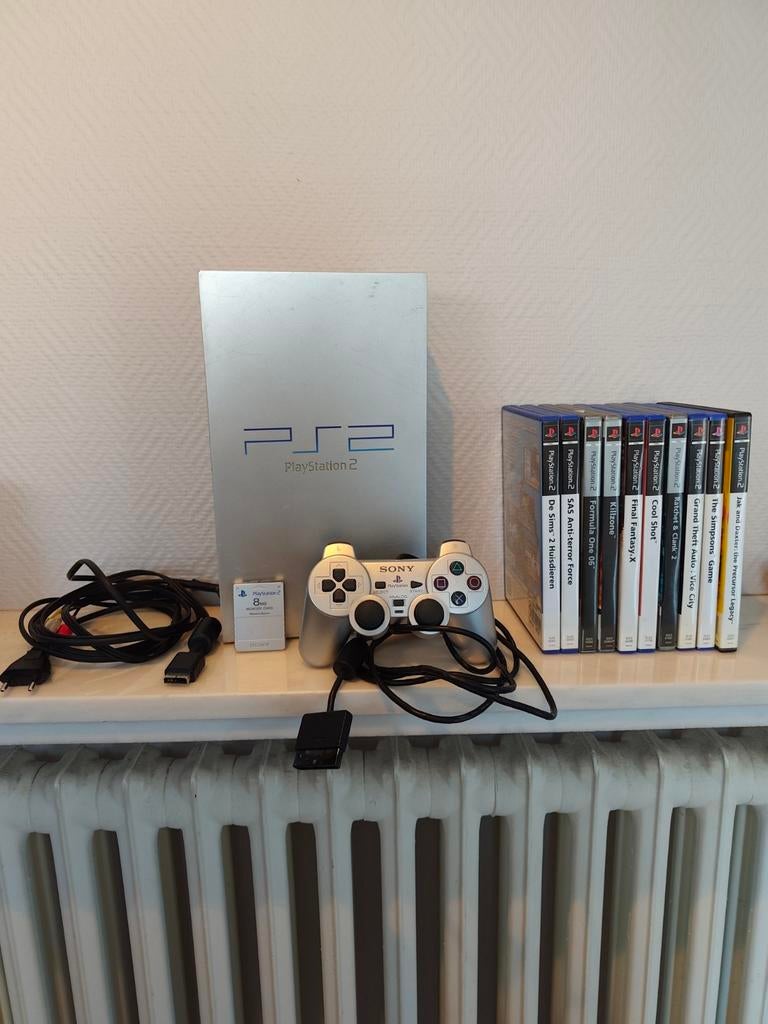 Silver ps2 set + games, Games en Spelcomputers, Spelcomputers | Sony PlayStation 2, Ophalen of Verzenden, Phat