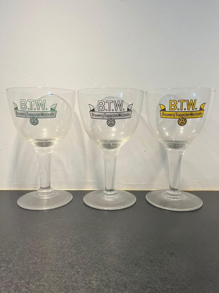 3 verres trappistes Westmalle, Ophalen, Zo goed als nieuw, Glas of Glazen