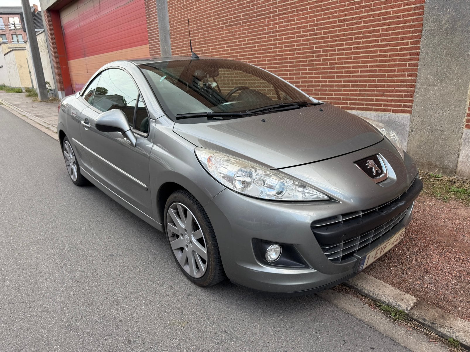 Peugeot 207 cabriolet 1600cc hdi 112cv 167.000km Clim, Autos, Achat, Cabriolet, Particulier