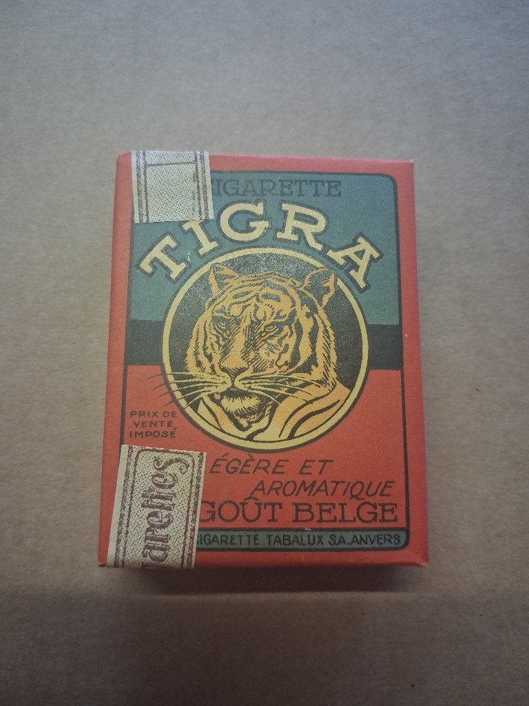 Cigarettes TIGRA 1.41 FR, Collections, Enlèvement ou Envoi, Comme neuf, Panneau publicitaire