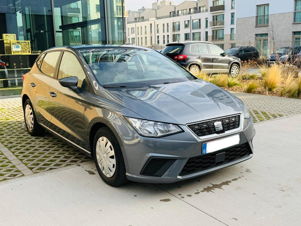 Seat Ibiza 1.0TSI 95Cv Essence, Autos, Seat, Entreprise, Achat, Ibiza, Essence, Euro 6, Argent ou Gris, Autres couleurs, Entretenue par le concessionnaire