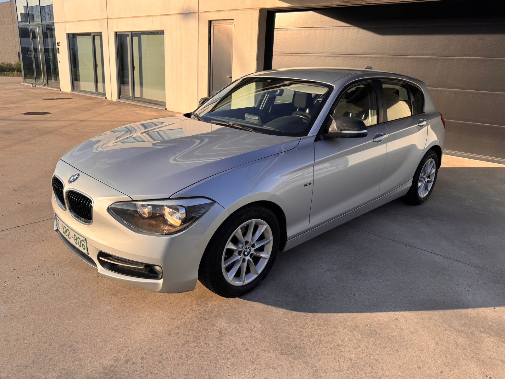 BMW 116d 85 kW (116 pk) — 04/2012 — euro 5b, Auto's, Automaat, Bedrijf, Diesel, Te koop