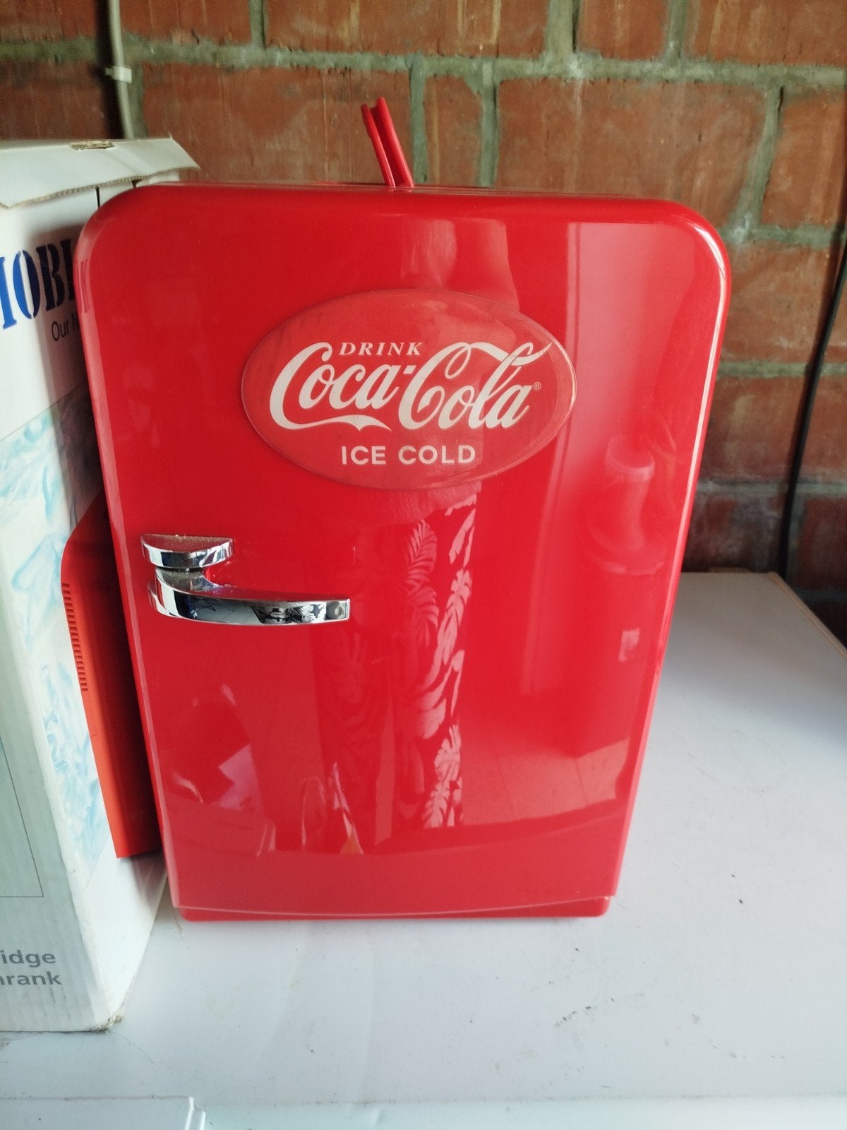 Coca-Cola koelkastje, Ophalen, Zonder vriesvak, Minder dan 45 cm, Minder dan 85 cm