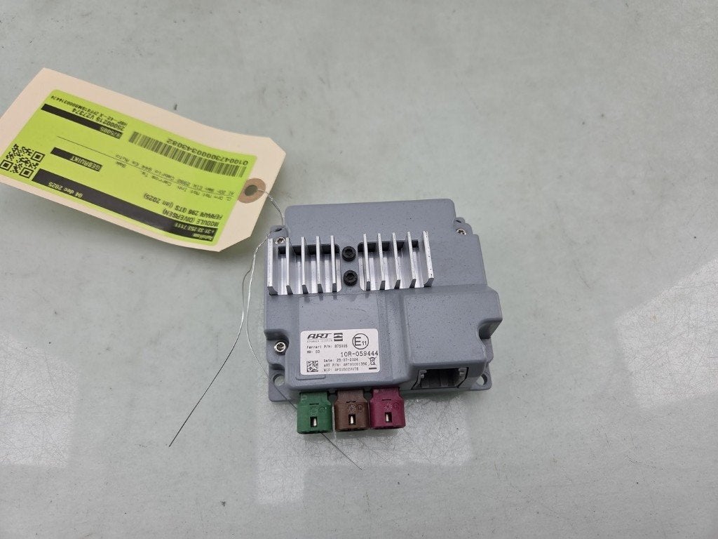 DIVERSEN USB module Ferrari 296 GTS (|875005|ART01001396|), Dhr. J. Ham, Gebruikt, Administratie@autoham.nl, Ferrari