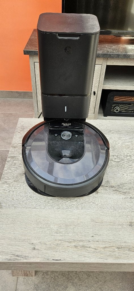 Robot Roomba I7 pour Harry à portée de main, IRobot, Sac à poussière, Enlèvement, Utilisé