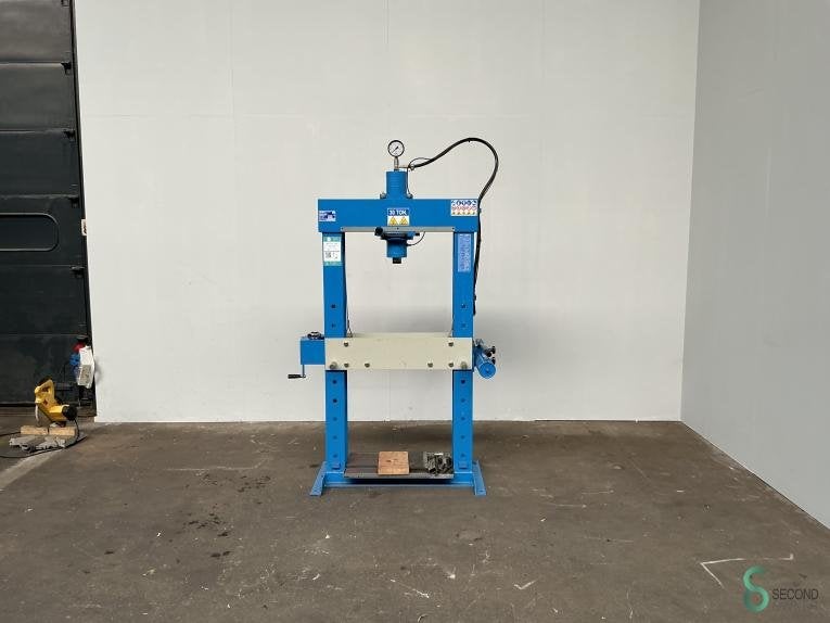 Hydraulische persen OMCN P-30 ton /SA021 2023