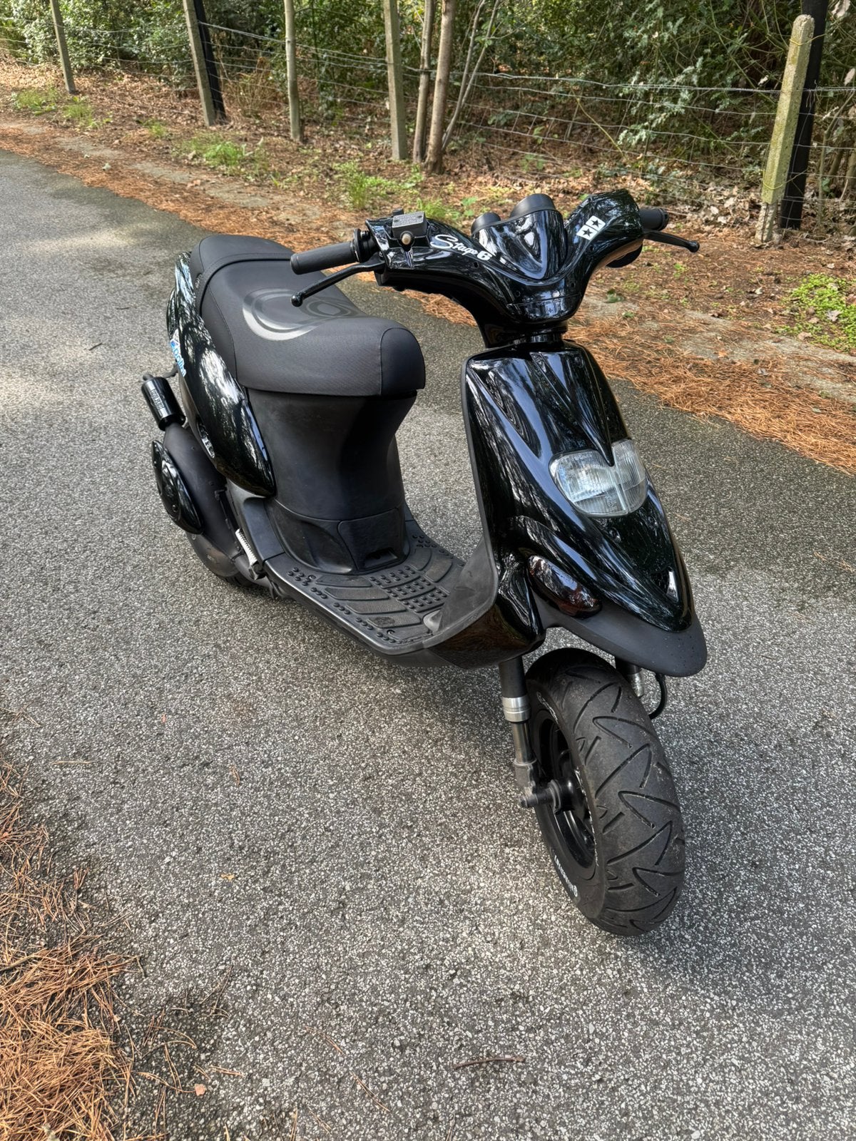Gilera, harceleuse, Enlèvement ou Envoi