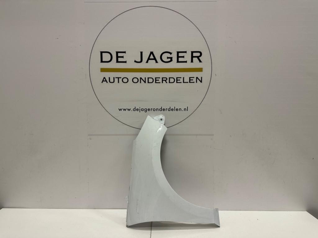FORD FIESTA MK8 VOORSCHERM SPATBORD ORIGINEEL, Gebruikt, Info@ford.com, Rechts, Ford