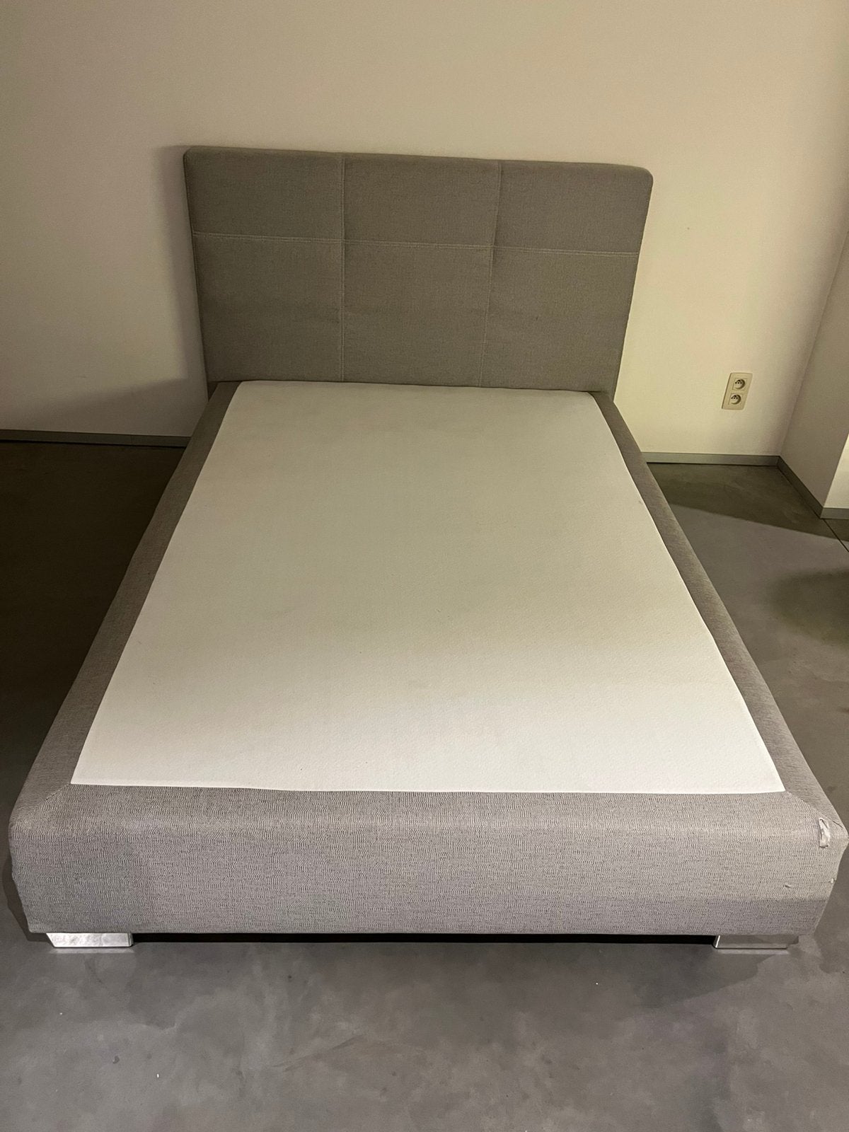 Boxspring 140x200, Huis en Inrichting, Slaapkamer | Boxsprings, Ophalen, Gebruikt, Simplistisch, Tweepersoons