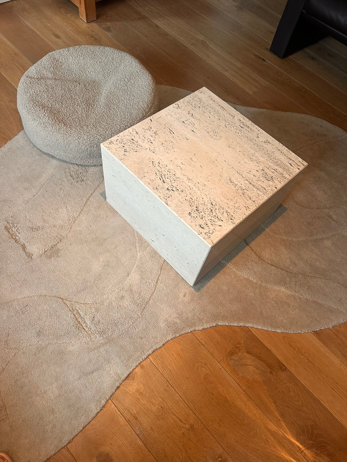 Vintage Italiaanse Travertin sidetable, kubus, Ophalen, Gebruikt, Vierkant, Minimalistisch,
