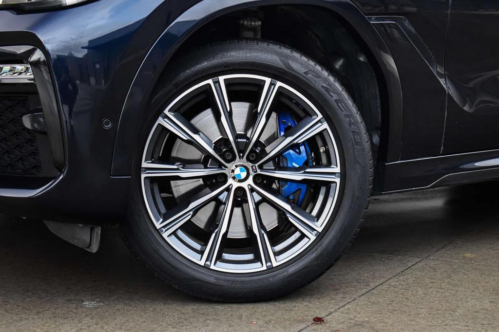 BMW X6 xDrive40i / M-Pack / Open dak / Carbonschwarz, Automaat, Gebruikt, Euro 6, Zwart