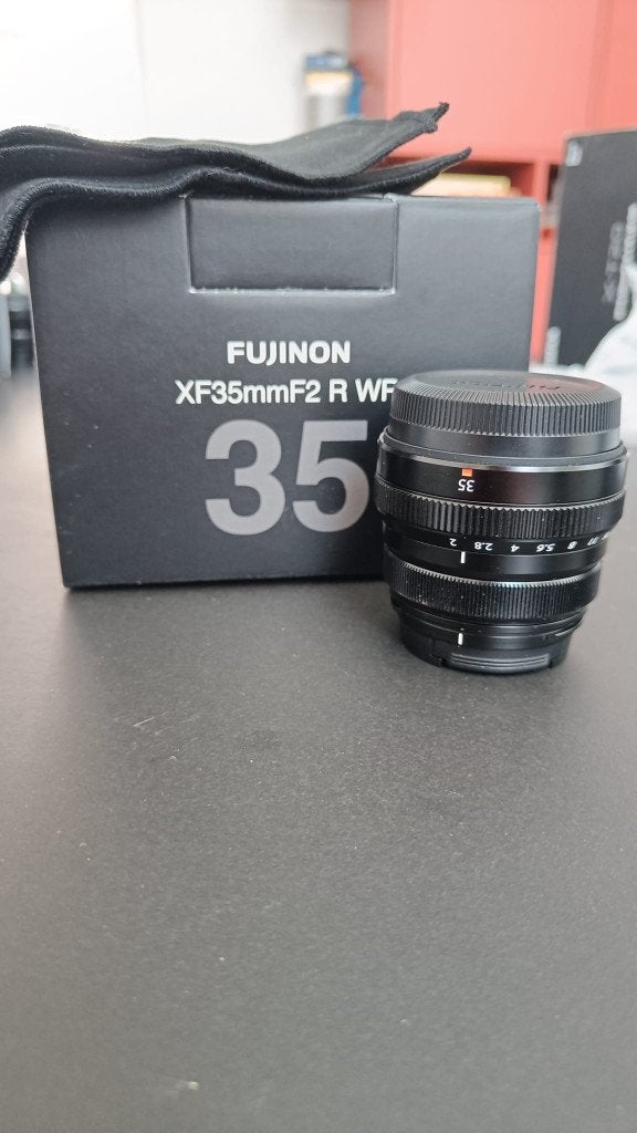 Fujinon XF 35mm F2 R WR, Audio, Tv en Foto, Foto | Lenzen en Objectieven, 35 mm, Ophalen of Verzenden, Zo goed als nieuw, Standaardlens