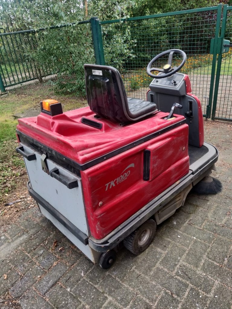 veegmachine, Tuin en Terras, Ophalen, Zo goed als nieuw