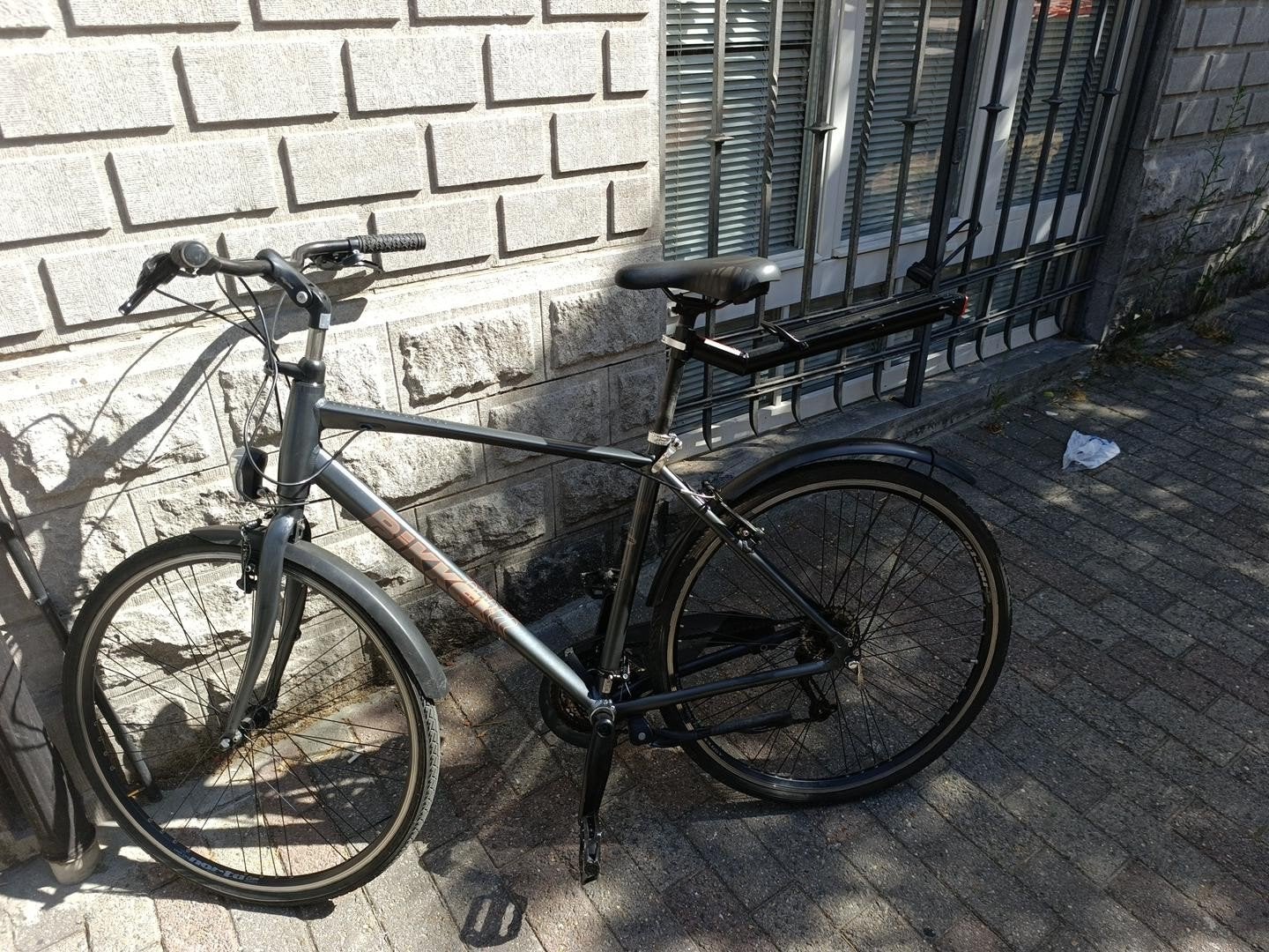 BIKKEL trekking / hybride – Shimano 27 vitesses – 300 €, Enlèvement