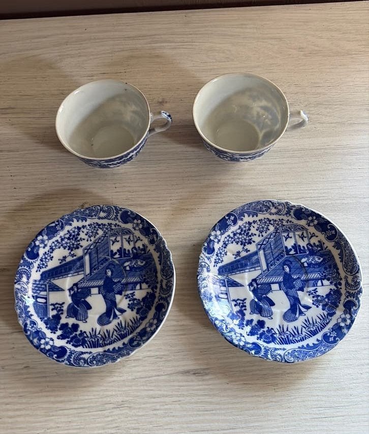 Tasses et soucoupes en porcelaine bleue et blanch japonaises, Enlèvement ou Envoi