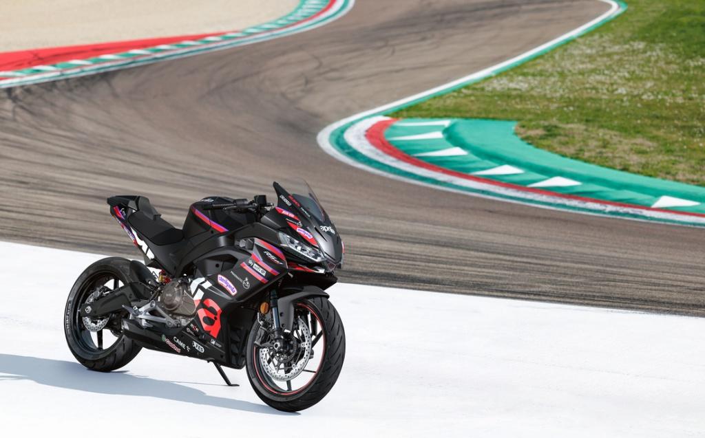 Aprilia RS 457, Motoren, Motoren | Aprilia, 2 cilinders, Nieuw, Bedrijf, Sport